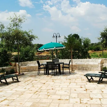 Trulli Tavolatonda Ferienhaus Cisternino